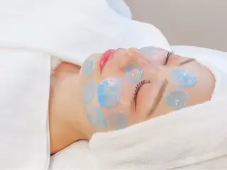 夏秋美肌サロン所属・毛穴改善フェイシャル 夏秋美肌サロンのエステ・リラクイメージ