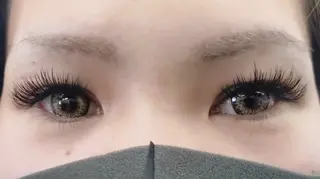 マツエク・マツパ MEGAMI 尼崎店 HITOMIのマツエク・マツパデザイン