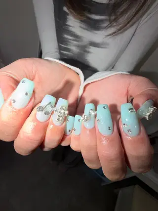 ネイル elfia nailstudio所属・tamaki araiのネイルデザイン