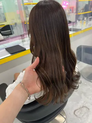 セミロング カラー パーマ ヘアアレンジ ネイル マツエク・マツパ 韓国風ベージュ🤎 赤みなし🌿横浜🤎のヘアスタイル