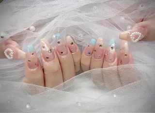 ネイル I-nailロング /ワンホン/キラキラのネイルデザイン