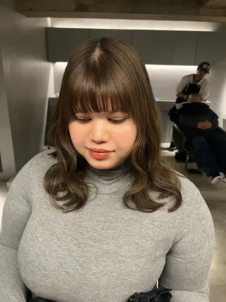 ミディアム 二村 海のヘアスタイル