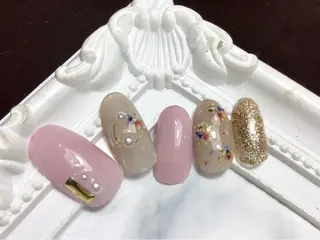 ネイル Nest 平出のネイルデザイン