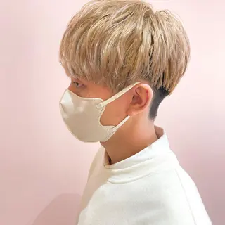 カラー メンズ レイヤーカット/ ハイトーンchimiのヘアスタイル