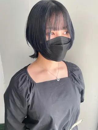 ショート nuu所属・💜ショート💜 ウルフ、ボブ二色亜美のヘアスタイル