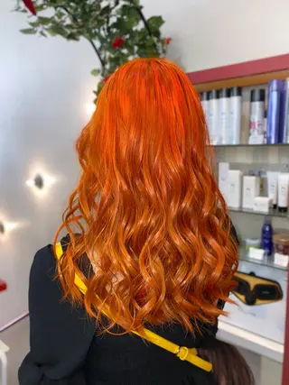 ロング ゆぴ☾‪/推しカラー /ハイトーンのヘアスタイル