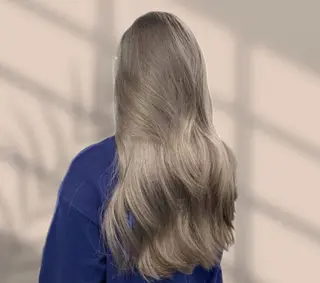 ロング 表参道店大人っぽ ブラウン🪞TOWAのヘアスタイル