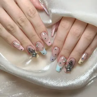 ネイル Maggie Nail🦩のネイルデザイン