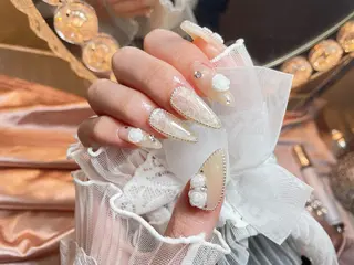 ネイル 23時まで❤︎韓国、 ワンホンネイルのネイルデザイン