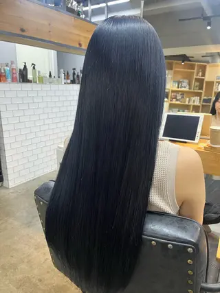 ロング カラー ROCCO east MIYOのヘアスタイル