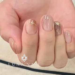 ネイル アトリエ　ミモザ所属・いまむら あかりのネイルデザイン