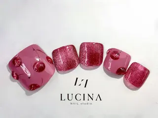 ネイル 新橋 ルキナ スタッフのネイルデザイン