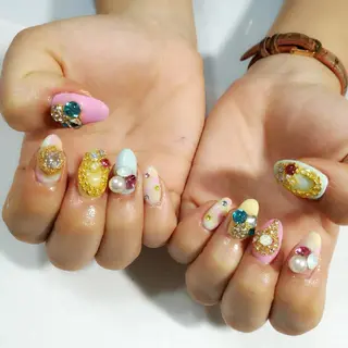 ネイル VIOLUS所属・VIOLUS 関目のネイルデザイン