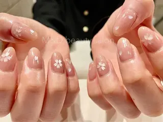 ネイル M&D BeautySalon武蔵小杉店所属・M&D武蔵小杉店 MIYAのネイルデザイン