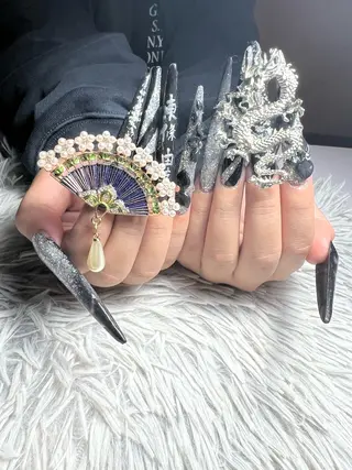 ネイル シェヌネイル JURAのネイルデザイン