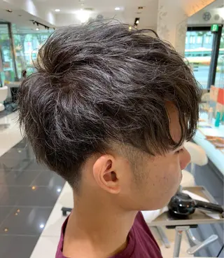 ショート カラー メンズ 赤み消しカラー /透明感カラー 上長のヘアスタイル