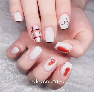 ネイル R inのネイルデザイン