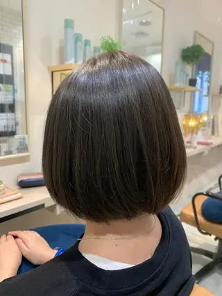 ショート カラー 遊佐 瑞紀のヘアスタイル