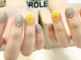 ネイル manis .のネイルデザイン
