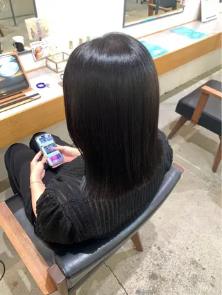 セミロング 辻岡 悠稀のヘアスタイル