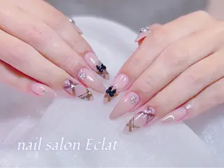 ネイル ネイルサロンエクラ 🫧Shizukaのネイルデザイン
