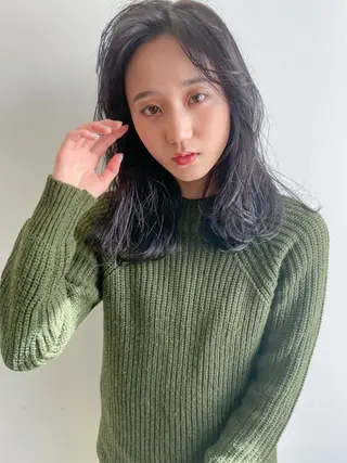 セミロング kiy by ioeのヘアスタイル