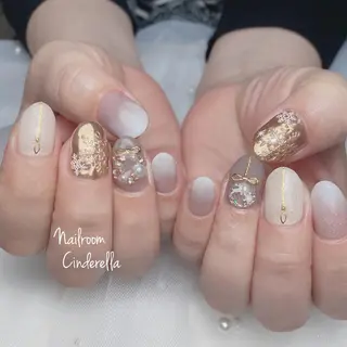 ネイル Nailroom. Cinderellaのネイルデザイン