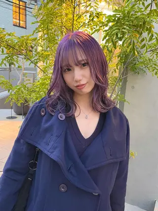 カラー ミルクティーベージュ ブリーチ🖤サヤカのヘアスタイル