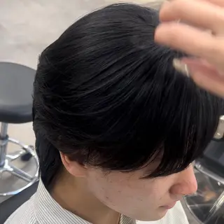 ミディアム メンズ 曲がる縮毛矯正 LIBER 岩名のヘアスタイル