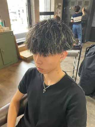 パーマ メンズ litbyfifth 濵崎寛太のヘアスタイル