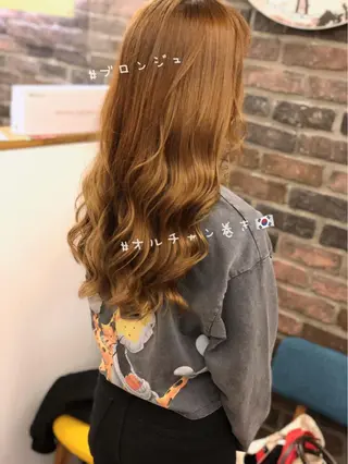 ロング カラー パーマ ✖️リーアキト LEEAKITO✖️のヘアスタイル