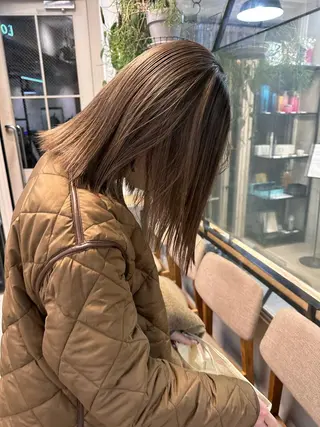 ミディアム カラー REINA☁️透明感 カラー/ぷつっと♡のヘアスタイル