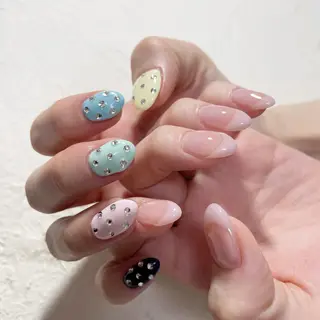ネイル nail.gorin所属・吉村 優子のネイルデザイン