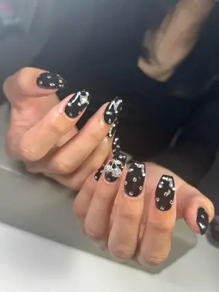 ネイル Nail Salon L'arc所属・💊大阪/心斎橋 moni🧠のネイルデザイン