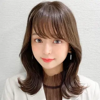 セミロング カラー パーマ モテ髪×トレンド💕 小顔レイヤー 金井のヘアスタイル