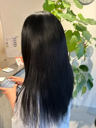 ロング 井手上 陽菜のヘアスタイル