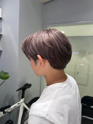 カラー メンズ 艶 ケアブリーチ 🎀🩵RISAのヘアスタイル