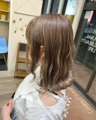 ミディアム カラー Becky Lash 小倉店所属・アイブロウWAX 🌷モデル募集中🌷のマツエク・マツパデザイン