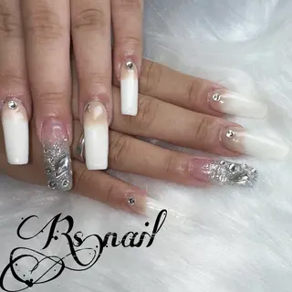 ネイル 加藤 麗華のネイルデザイン