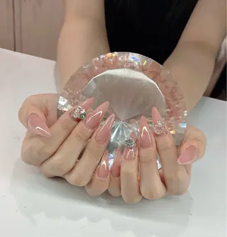 ネイル LoaChaton kaeのネイルデザイン