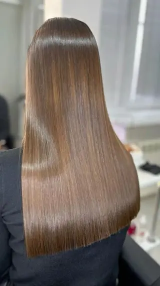 ロング 艶髪⭐️白髪ぼかし ⭐️田玉裕樹のヘアスタイル