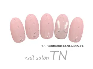 ミディアム 矢川 まどかのネイルデザイン