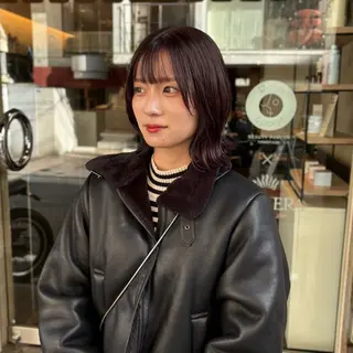 ショート カラー 芦刈 咲来のヘアスタイル