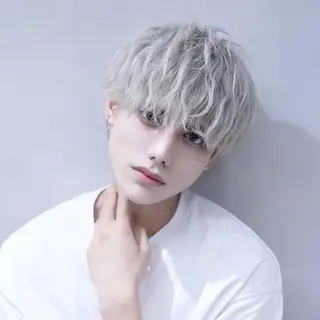 ショート メンズ 飯塚 想のヘアスタイル