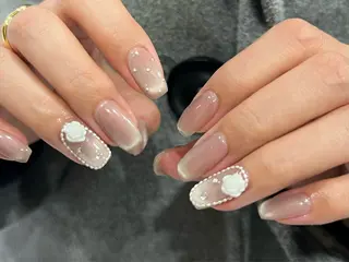 ネイル uri☺︎︎ natsumiのネイルデザイン