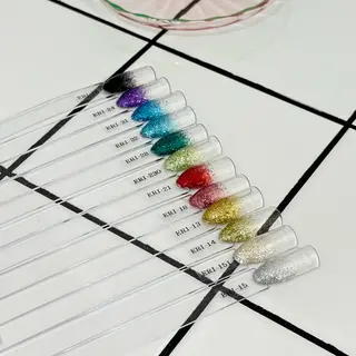 ネイル Plus Ewalu / mihiroのネイルデザイン