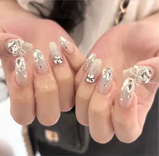 ネイル Lina nail所属・Luna 池袋のネイルデザイン