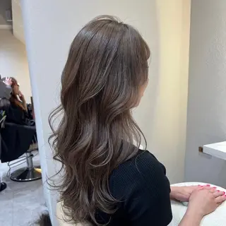 ロング としき/韓国/透明 感カラー/美髪矯正のヘアスタイル