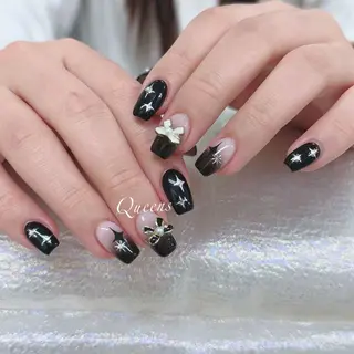 ネイル Queens マオのネイルデザイン