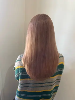 カラー 小野 楓未のヘアスタイル